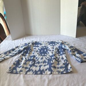Vineyard Vines Blue and White Patterned Long Sleeve Top